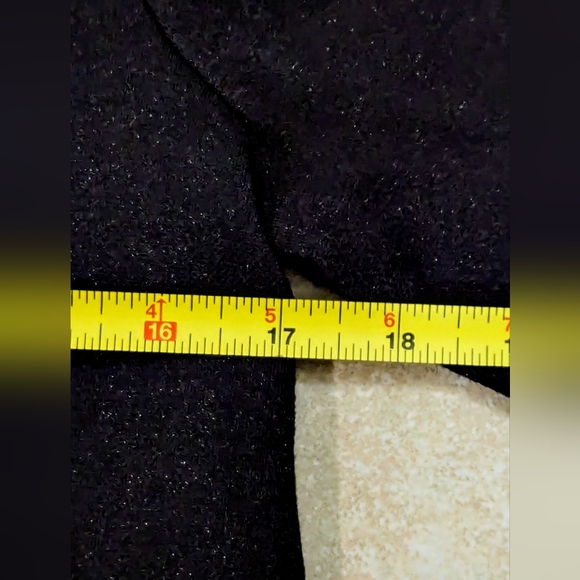 Talbot's Size Medium Black Detailed Lace Crew Neck - Picture 4 of 8